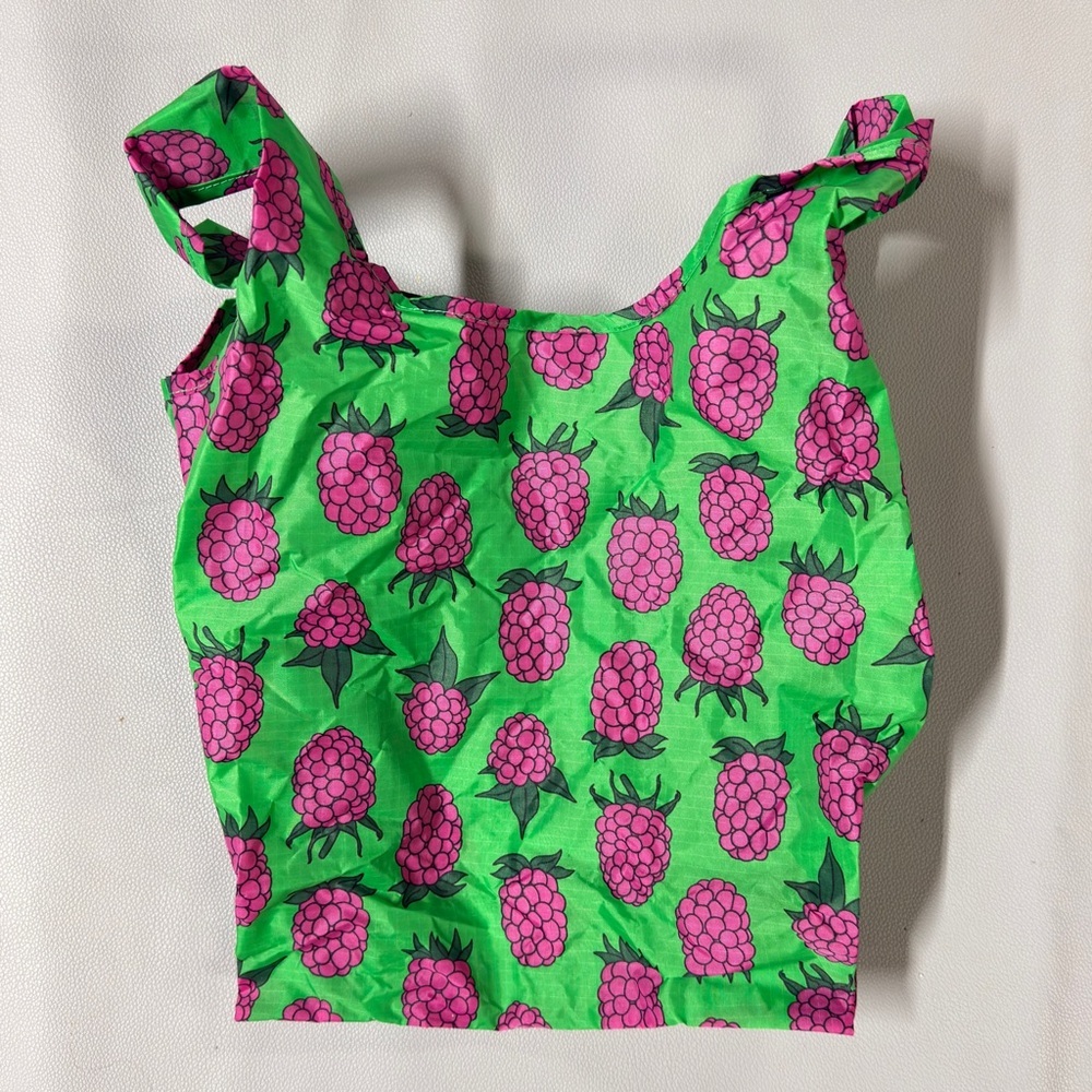 Green Raspberry Baggu Reusable Bag - Picture 4 of 6